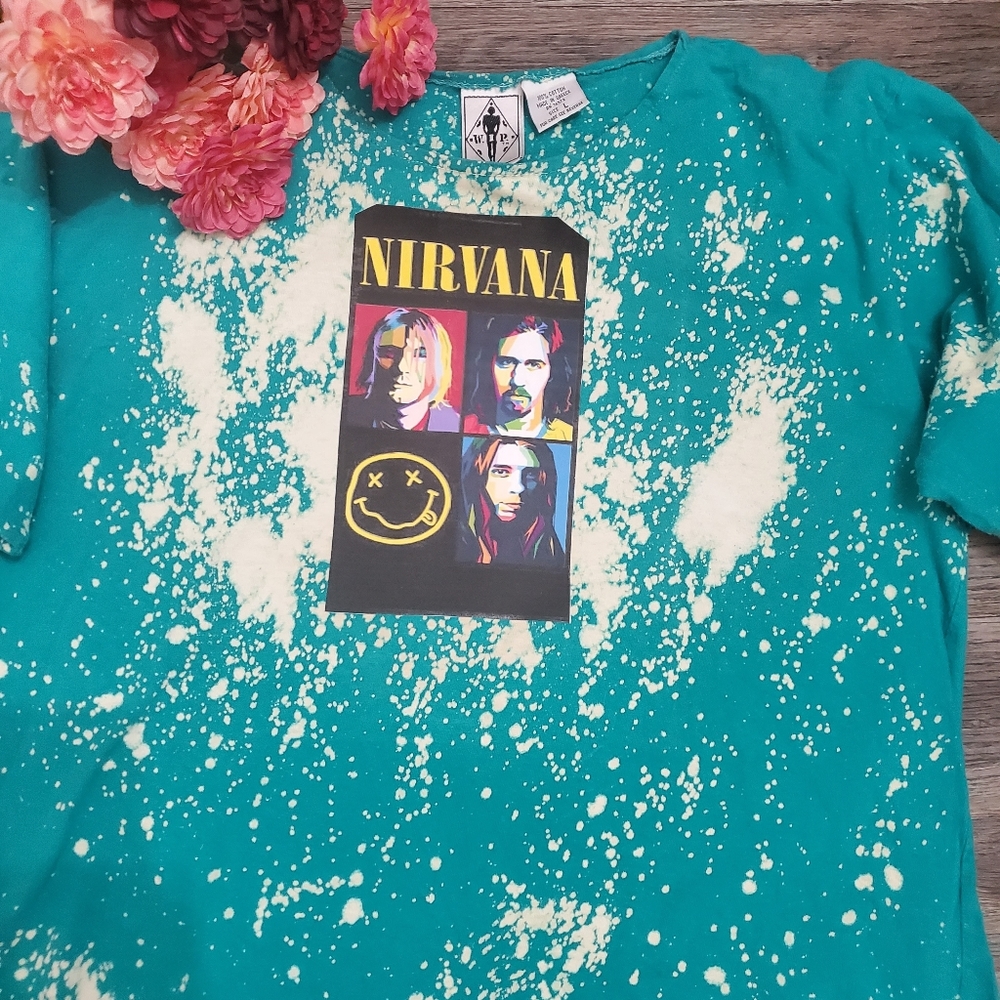 Custom tee - Picture 4 of 4